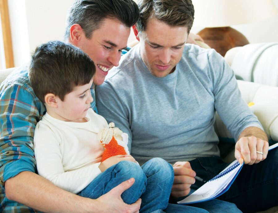 parents and child reading